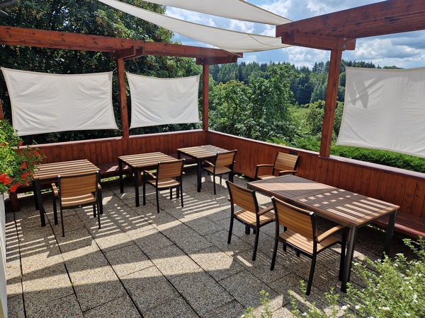 Selský dvůr terasa